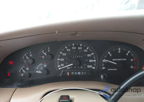 1998 Lincoln Navigator z USA, uszkodzony, nr VIN 5LMPU28LXWLJ47214